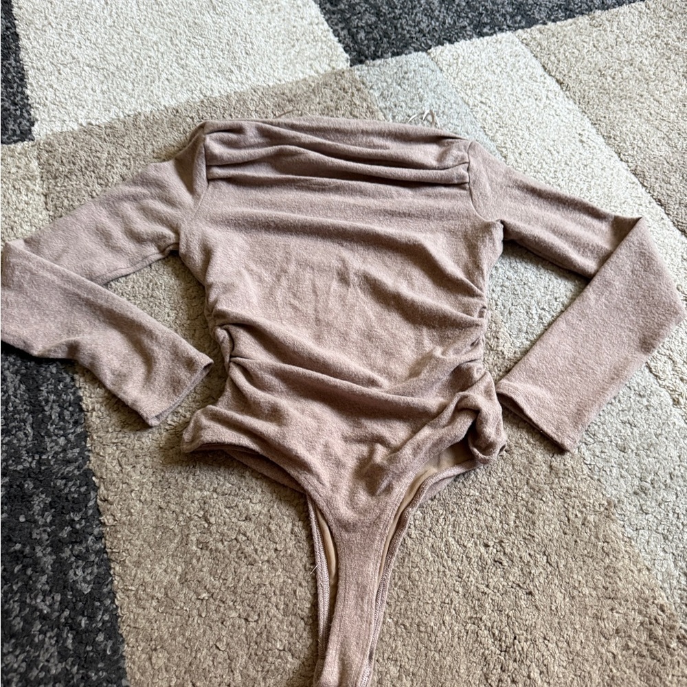 Astr The Label Soft Beige Xiomara Bodysuit - XS - Picture 4 of 5
